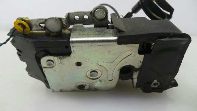 1372486 FORD Замок двери задней левой купить в Днепр