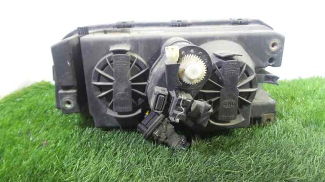 1372818 VOLVO Фара правая купить в Ужгород