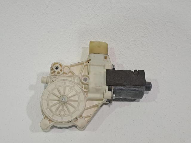1376853 FORD Мотор стеклоподъемника двери передней правой купить в Житомир