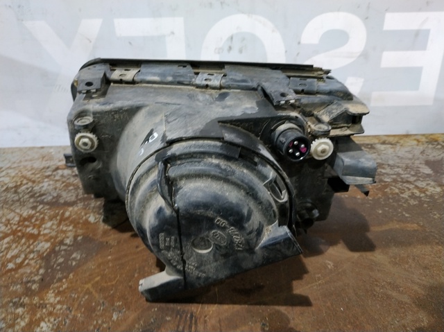 VAG 13797200 Фара правая в наличии Хмельницкий