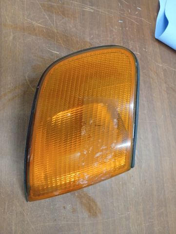 137984 VAG Указатель поворота правый купить в Украина