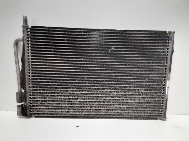 Condensador / radiador  aire acondicionado para ford fiesta v 1.6 16v fyja 1384859