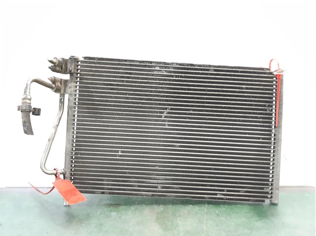 Condensador de ar condicionado / radiador para Ford Fiesta V 1.4 16V FXJA 1384859