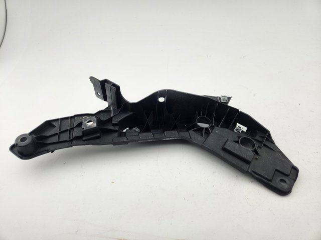 PEUGEOT 1391282080 Кронштейн бампера переднего правый в наличии Кривой Рог