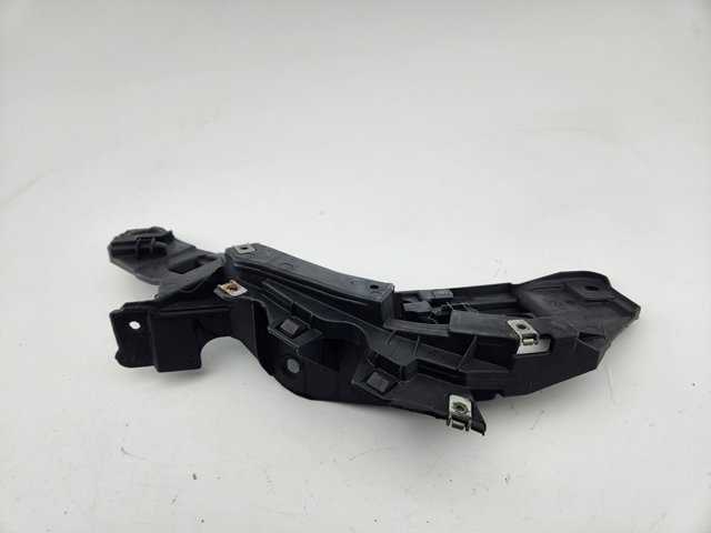 PEUGEOT 1391282080 Кронштейн бампера переднего правый в наличии Ирпень