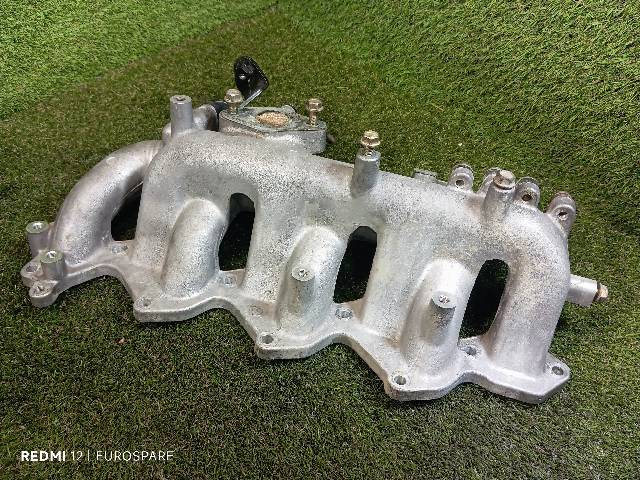14003VC300 NISSAN Впускной коллектор купить в Ужгород