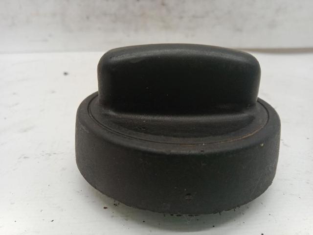 Tampa (tampão) do tanque de combustível 1404700005 MERCEDES