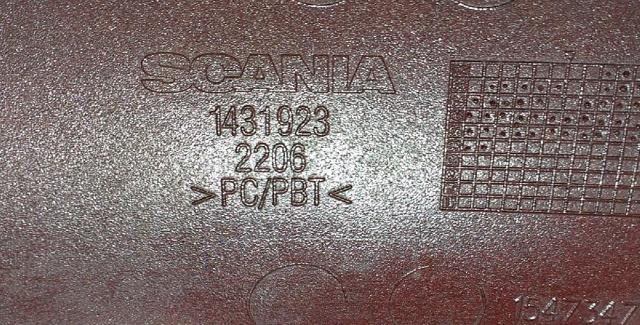 1431923 SCANIA Ресничка (накладка) правой фары купить в Чернигов