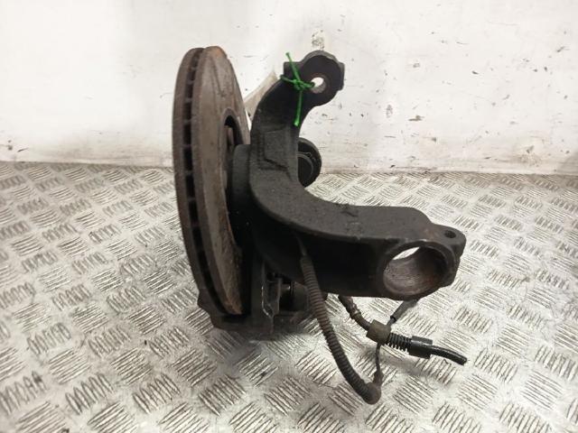 FORD 1439601 Цапфа передняя правая в наличии Киев