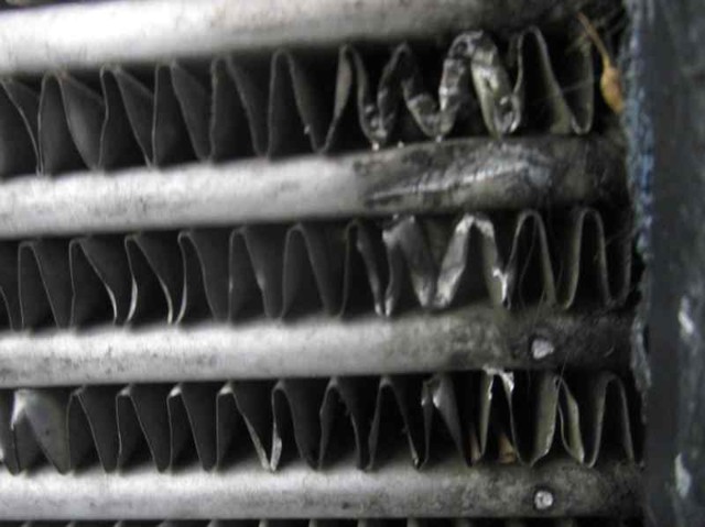 Radiador de intercooler Nissan Terrano 2 R20