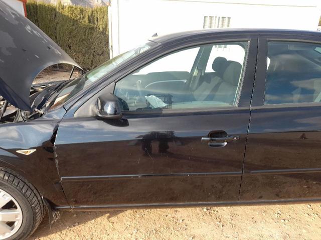 Porta dianteira esquerda Ford Mondeo 3 B4Y