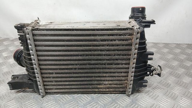 144961381R RENAULT Интеркулер купить в Чернигов