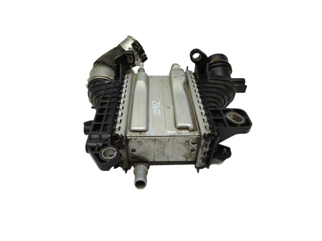 144967867R NISSAN Радиатор интеркуллера купить в Ирпень