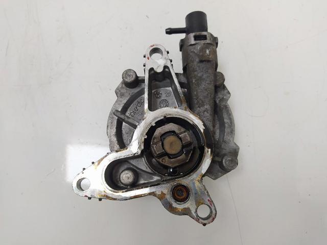 RENAULT 146502570R Насос вакуумный в наличии Одесса