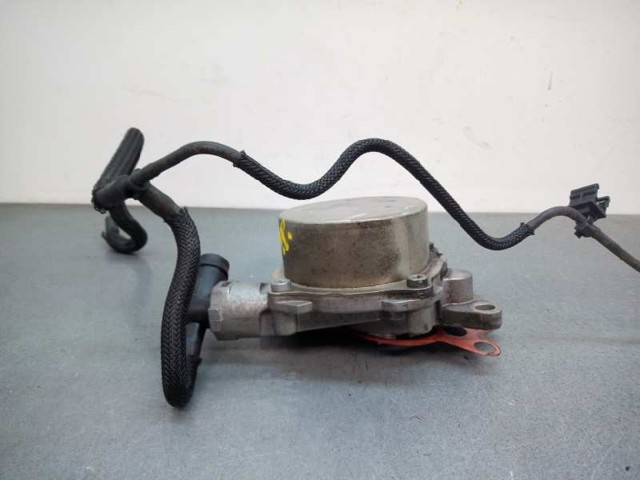 NISSAN 146503760R Вакуумный насос в наличии Тернополь