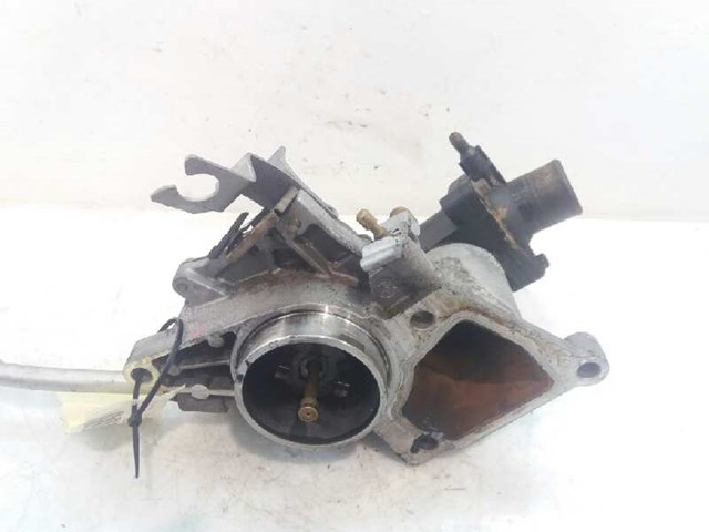 FORD 1468762 Насос вакуумный в наличии Полтава