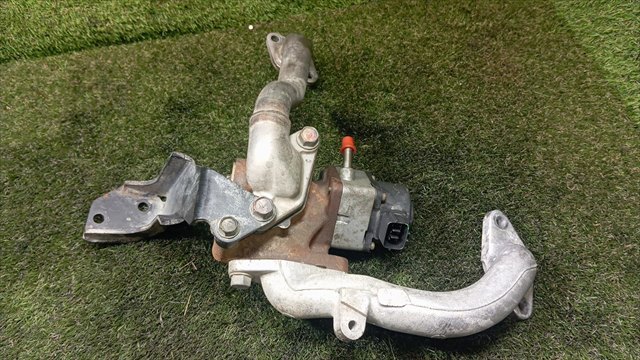 NISSAN 147102W20A Клапан EGR рециркуляции газов в наличии Украина