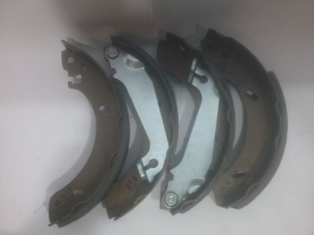 1473059 FORD Колодки тормозные задние барабанные купить в Ирпень