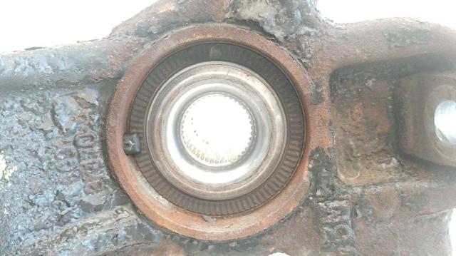 1474288 FORD Цапфа передняя правая купить в Ужгород