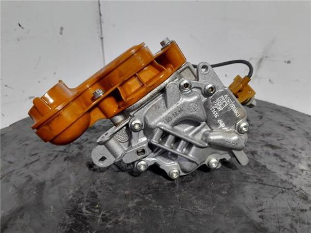 RENAULT 150002257R Насос масляный в наличии Житомир