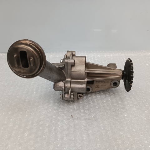 RENAULT 150007041R Насос масляный в наличии Чернигов