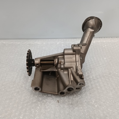 RENAULT 150007041R Насос масляный в наличии Кривой Рог