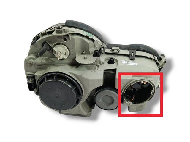 MERCEDES 15060700LI Фара левая в наличии Сумы