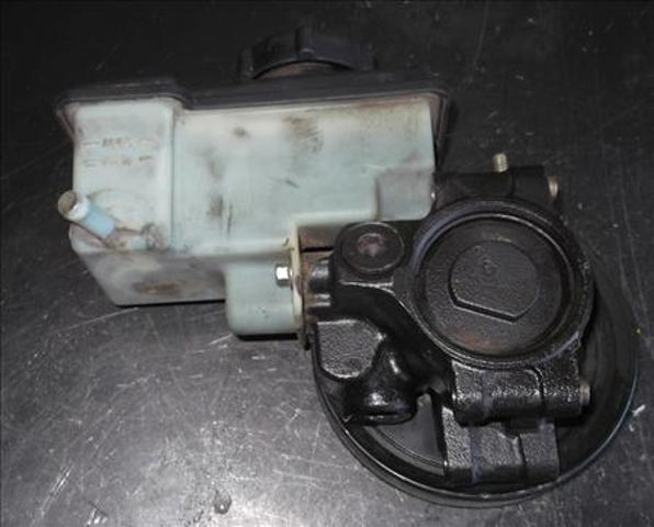 FORD 1506930 Насос ГУР в наличии Киев