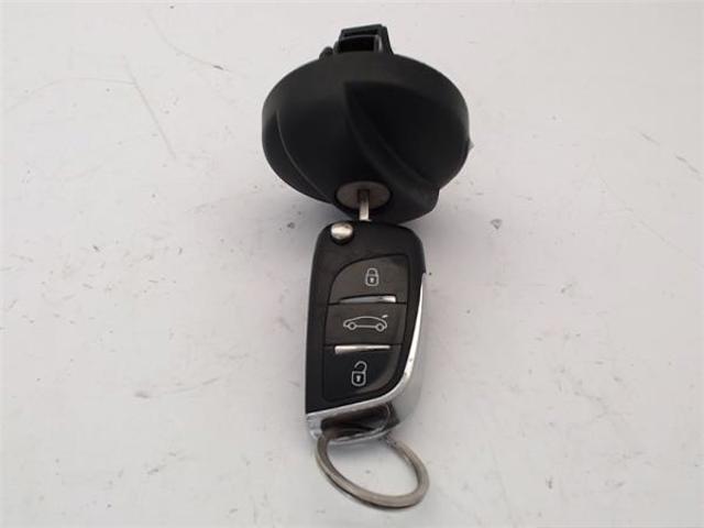 1508F9 PEUGEOT Крышка бензобака купить в Львов