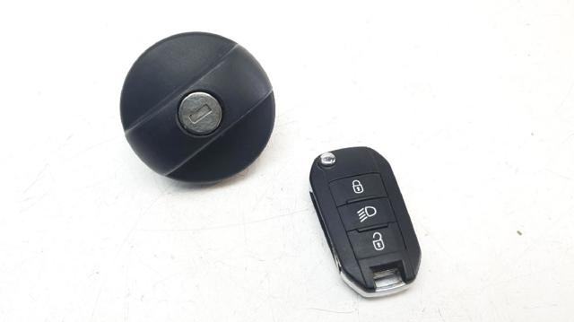 1508G0 PEUGEOT Крышка бензобака купить в Винница