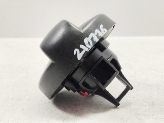 Tampa (tampão) do tanque de combustível Citroen Berlingo K9