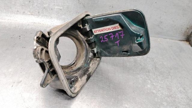 PEUGEOT 1517A4 Лючок бензобака (топливного бака) в наличии Хмельницкий