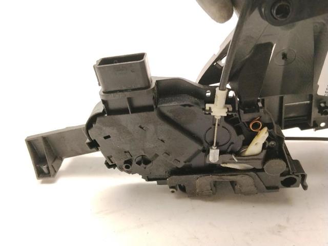 FORD 1523317 Замок передней правой двери в наличии Ирпень