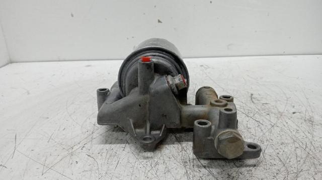 15238G2404 NISSAN Кронштейн масляного фильтра купить в Полтава