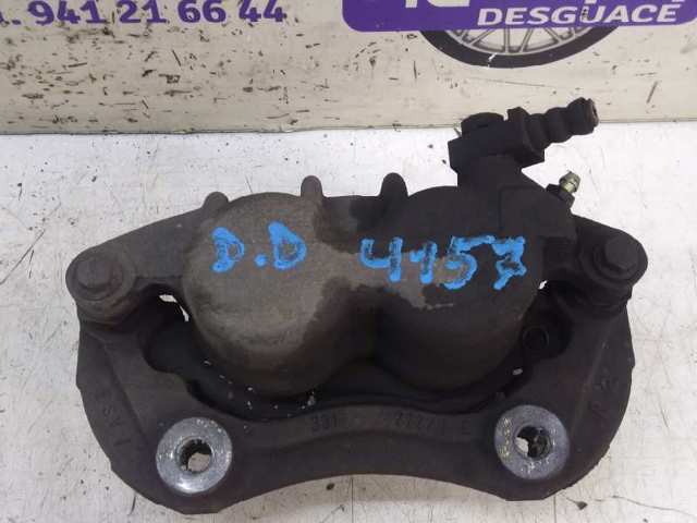 FORD 1528118 Стекло лобовое  в наличии Черкассы