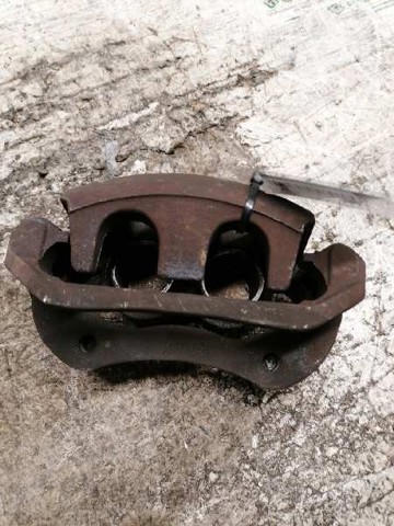FORD 1528118 Стекло лобовое  в наличии Черкассы
