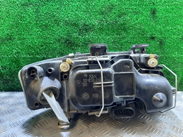 VAG 15381301 Левая фара в наличии Житомир