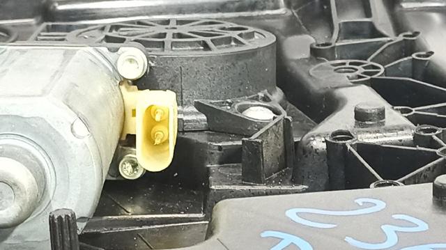 FORD 1546517 Механизм стеклоподъемника двери передней правой в наличии Украина