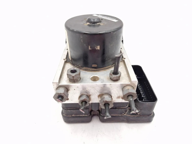 FORD 1565389 в наличии Украина