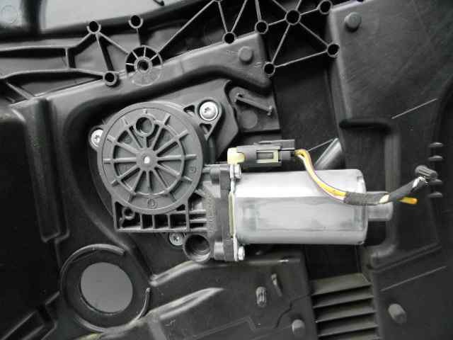 1567722 FORD Стеклоподъемник передней правой двери купить в Черновцы