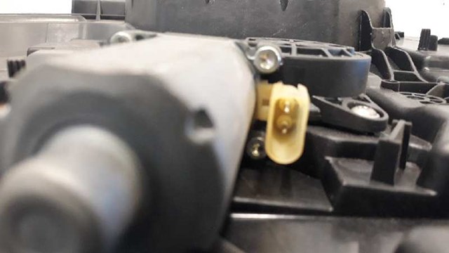 1567722 FORD Механизм стеклоподъемника двери передней правой купить в Киев