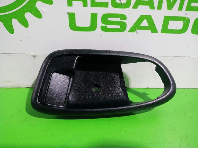 1576041 FORD Облицовка внутренней ручки двери передней правой купить в Николаев