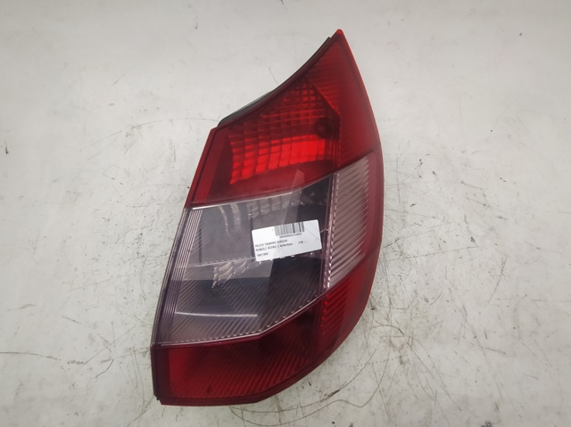 RENAULT 15911600 Фонарь задний правый в наличии Ирпень