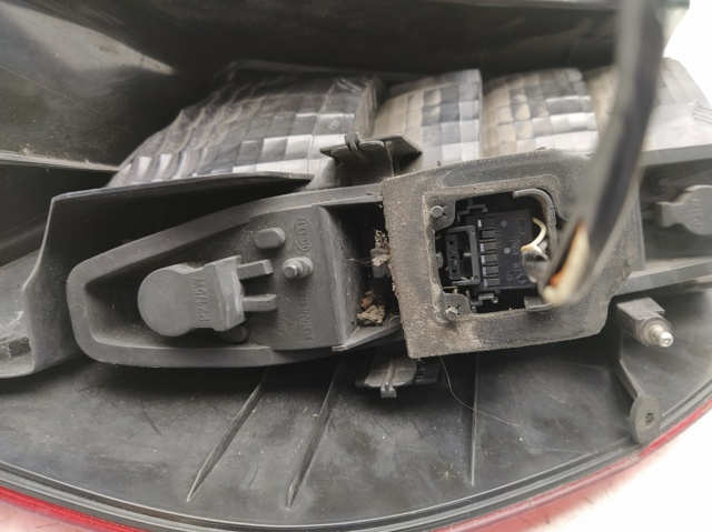 15911600 RENAULT Фонарь задний правый купить в Винница