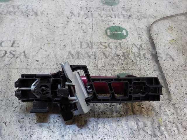 FORD 1596773 Ручка двери передней наружная левая в наличии Полтава