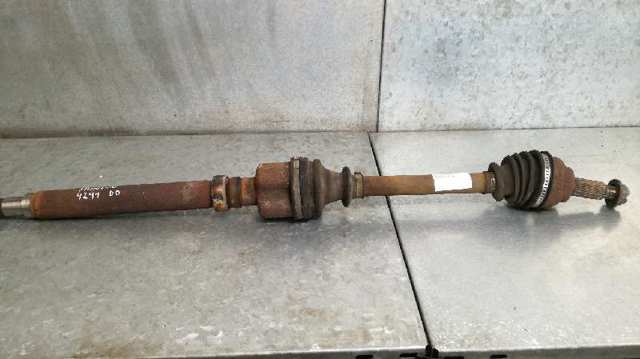 FORD 1600646 Полуось (привод) передняя правая в наличии Киев