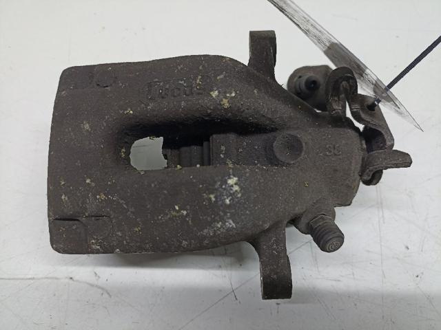 Suporte do freio traseiro direito 1607375780 PEUGEOT