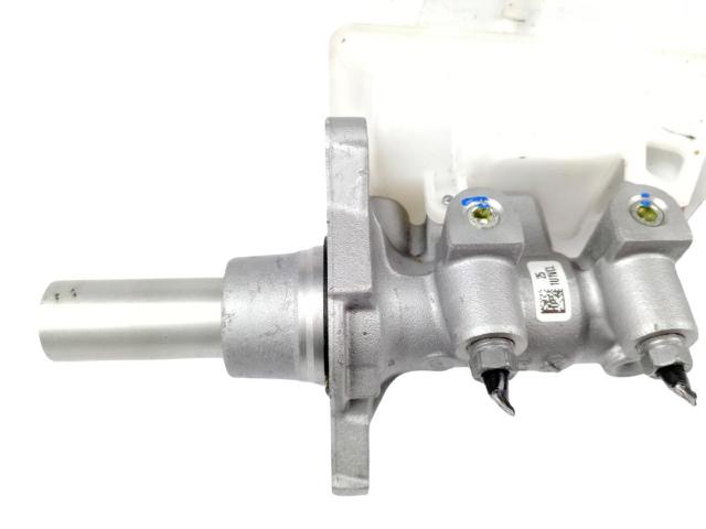 Cilindro mestre do freio Opel Zafira K0