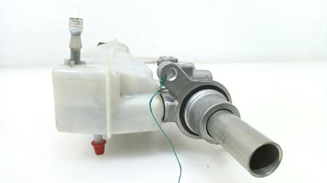 Cilindro mestre do freio Opel Zafira K0