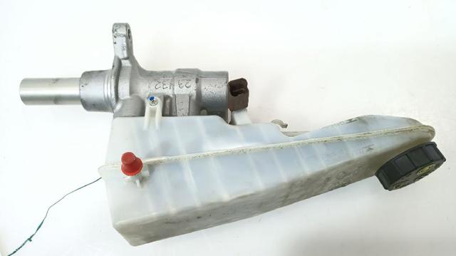 Cilindro mestre do freio Opel Zafira K0